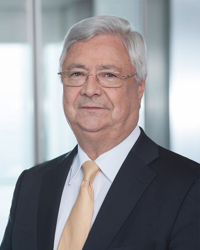 Klaus-Peter Müller Vorsitzender des Stiftungsrats und Ehrenvorsitzender des Aufsichtsrats der Commerzbank AG