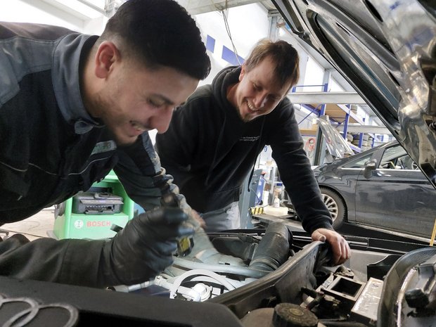 @Deine Autowerkstatt gGmbH